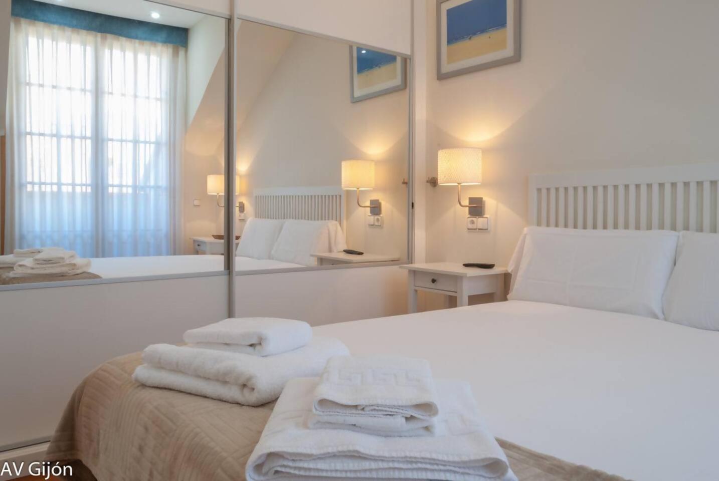 Av Gijon San Agustin 12 Apartment ภายนอก รูปภาพ