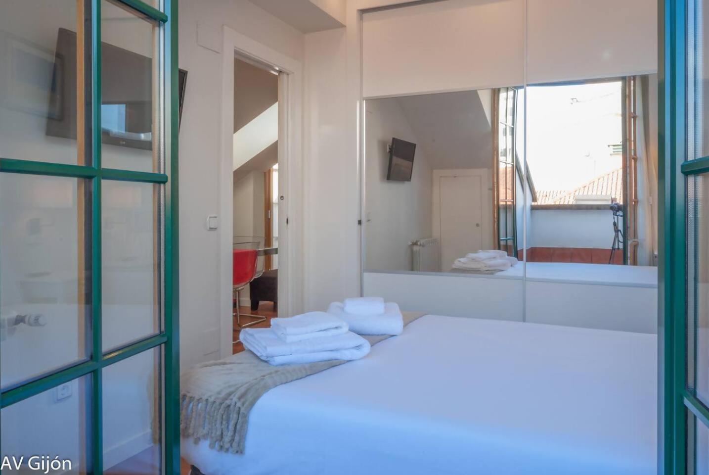 Av Gijon San Agustin 12 Apartment ภายนอก รูปภาพ